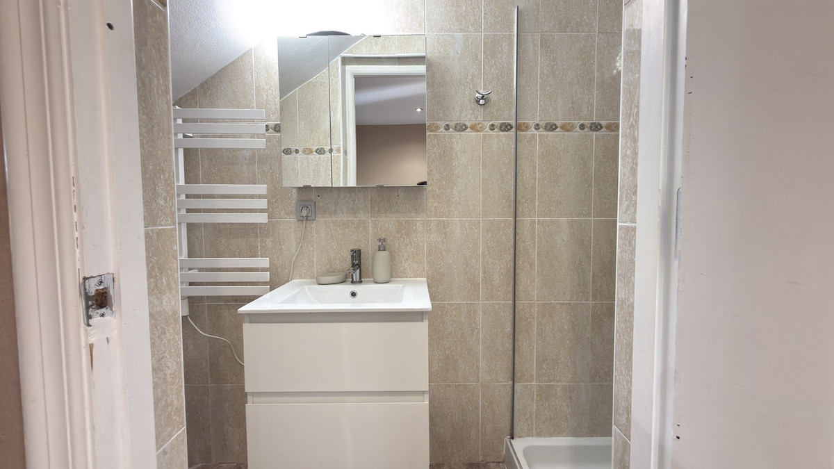 For sale - 3 Bedroom 2 Bathroom Townhouse in La Zenia  - La Zenia  - Alicante