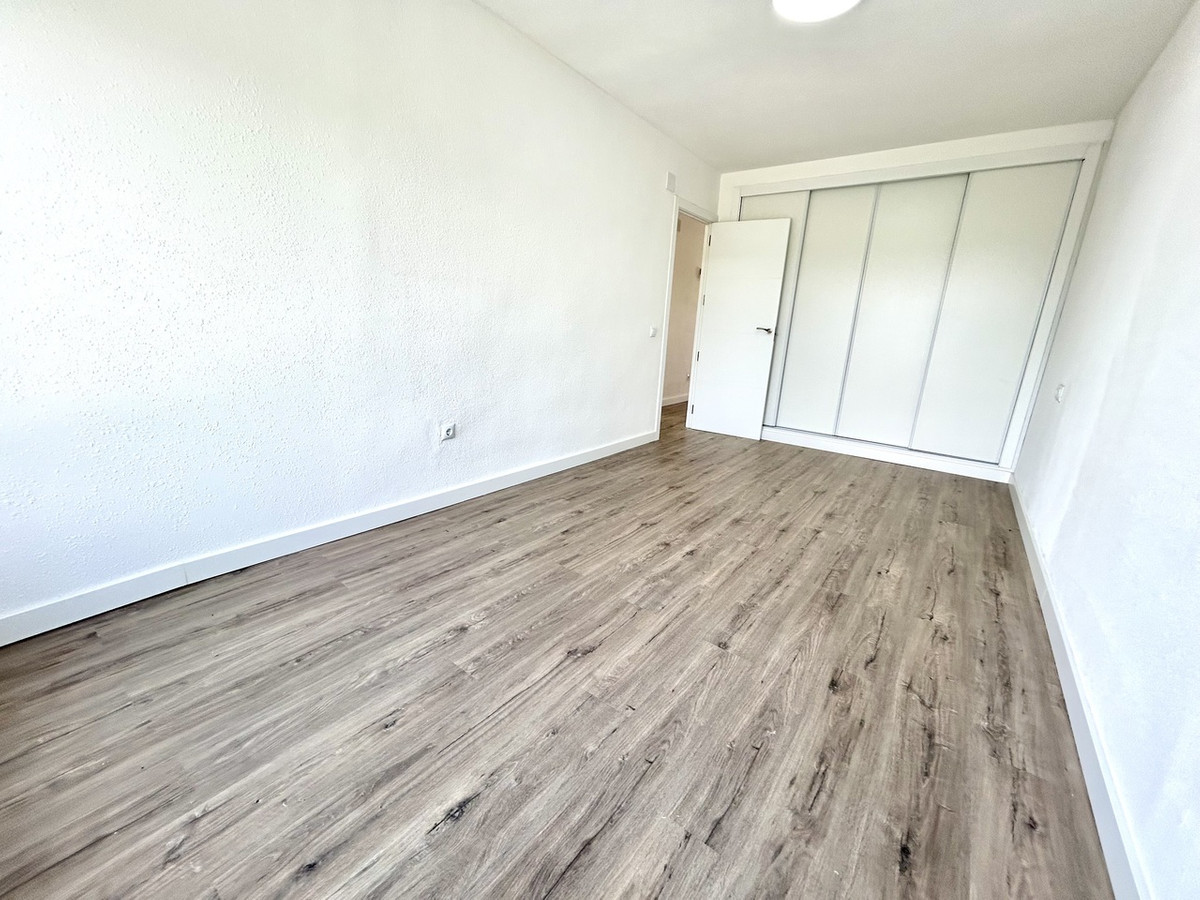 For sale - 2 Bedroom 1 Bathroom Apartment - Ground Floor Apartment in Orihuela - Villamartin  - Alicante