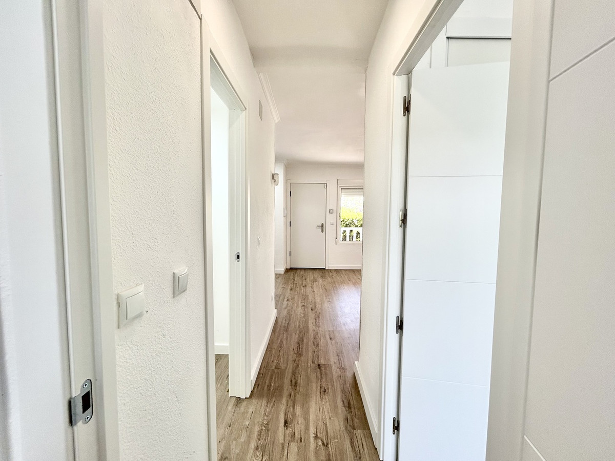 For sale - 2 Bedroom 1 Bathroom Apartment - Ground Floor Apartment in Orihuela - Villamartin  - Alicante