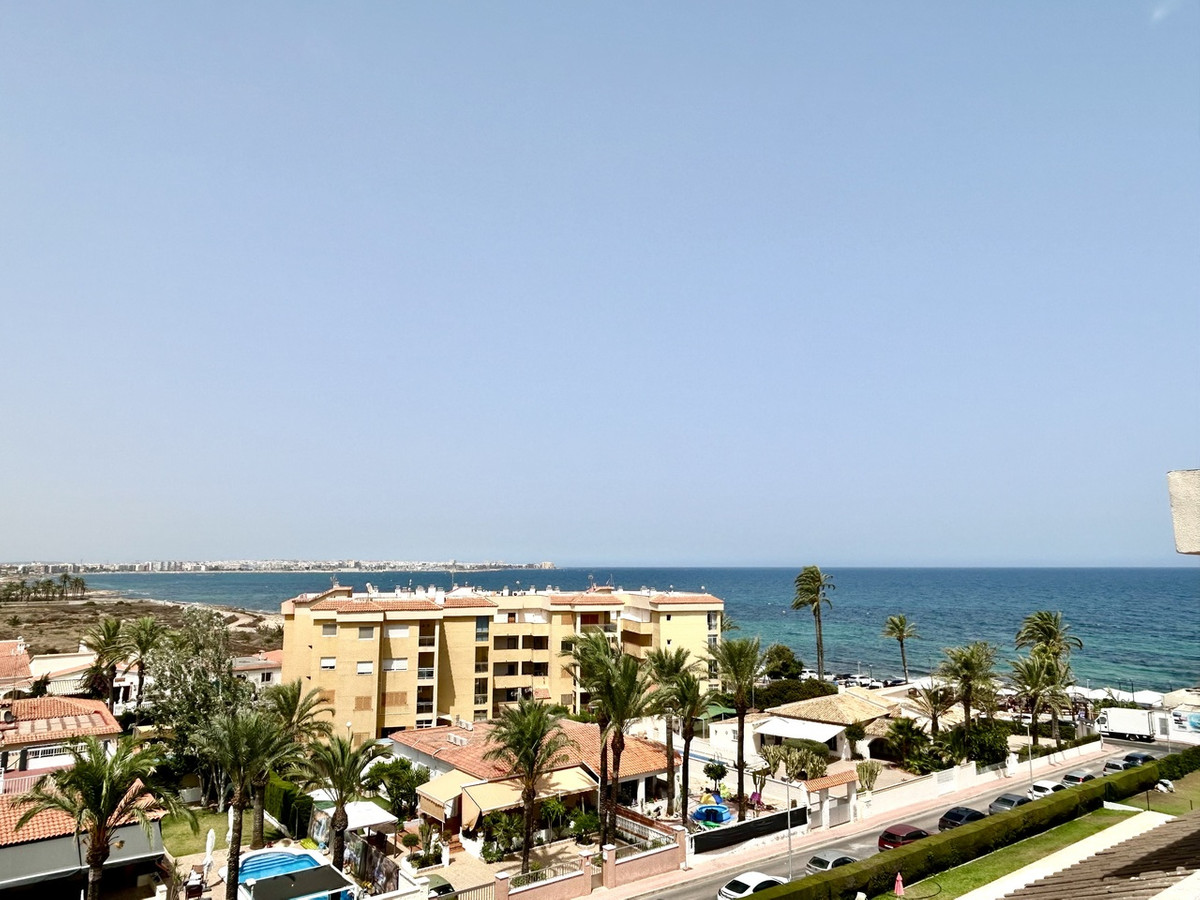 For sale - 3 Bedroom 2 Bathroom Apartment - Ground Floor Apartment in Orihuela - Punta Prima  - Alicante