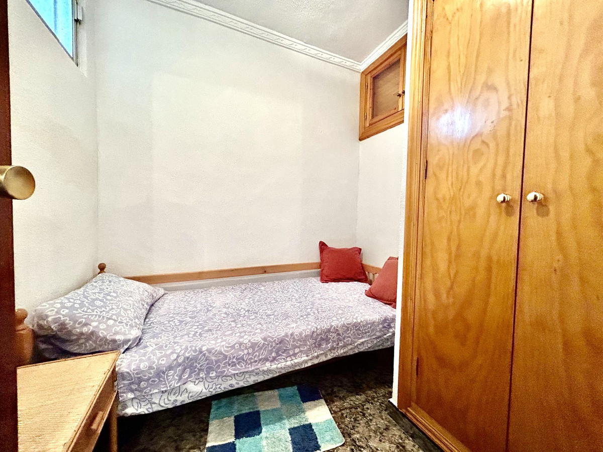 For sale - 3 Bedroom 2 Bathroom Apartment - Ground Floor Apartment in Orihuela - Punta Prima  - Alicante