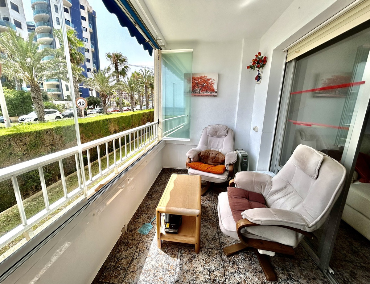 For sale - 3 Bedroom 2 Bathroom Apartment - Ground Floor Apartment in Orihuela - Punta Prima  - Alicante