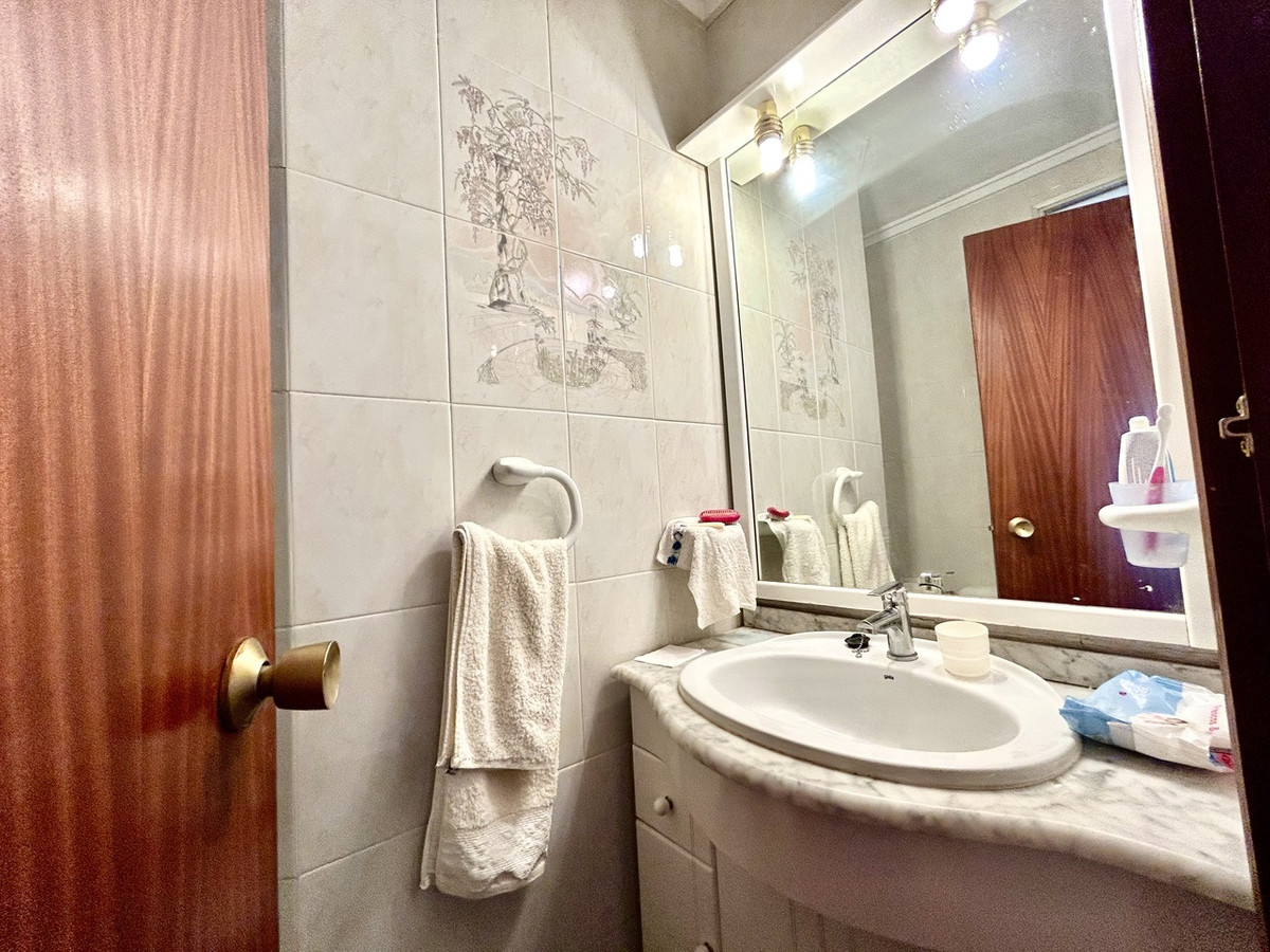For sale - 3 Bedroom 2 Bathroom Apartment - Ground Floor Apartment in Orihuela - Punta Prima  - Alicante