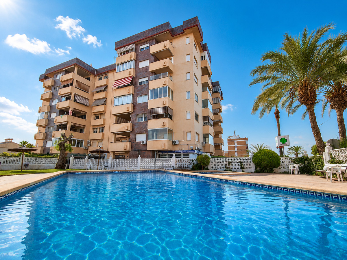 For sale - 2 Bedroom 1 Bathroom Apartment - Penthouse in Orihuela - La Zenia  - Alicante
