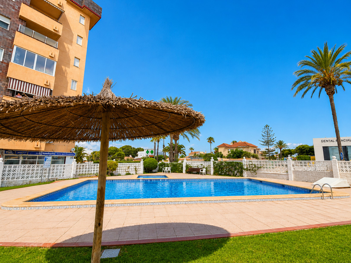 For sale - 2 Bedroom 1 Bathroom Apartment - Penthouse in Orihuela - La Zenia  - Alicante