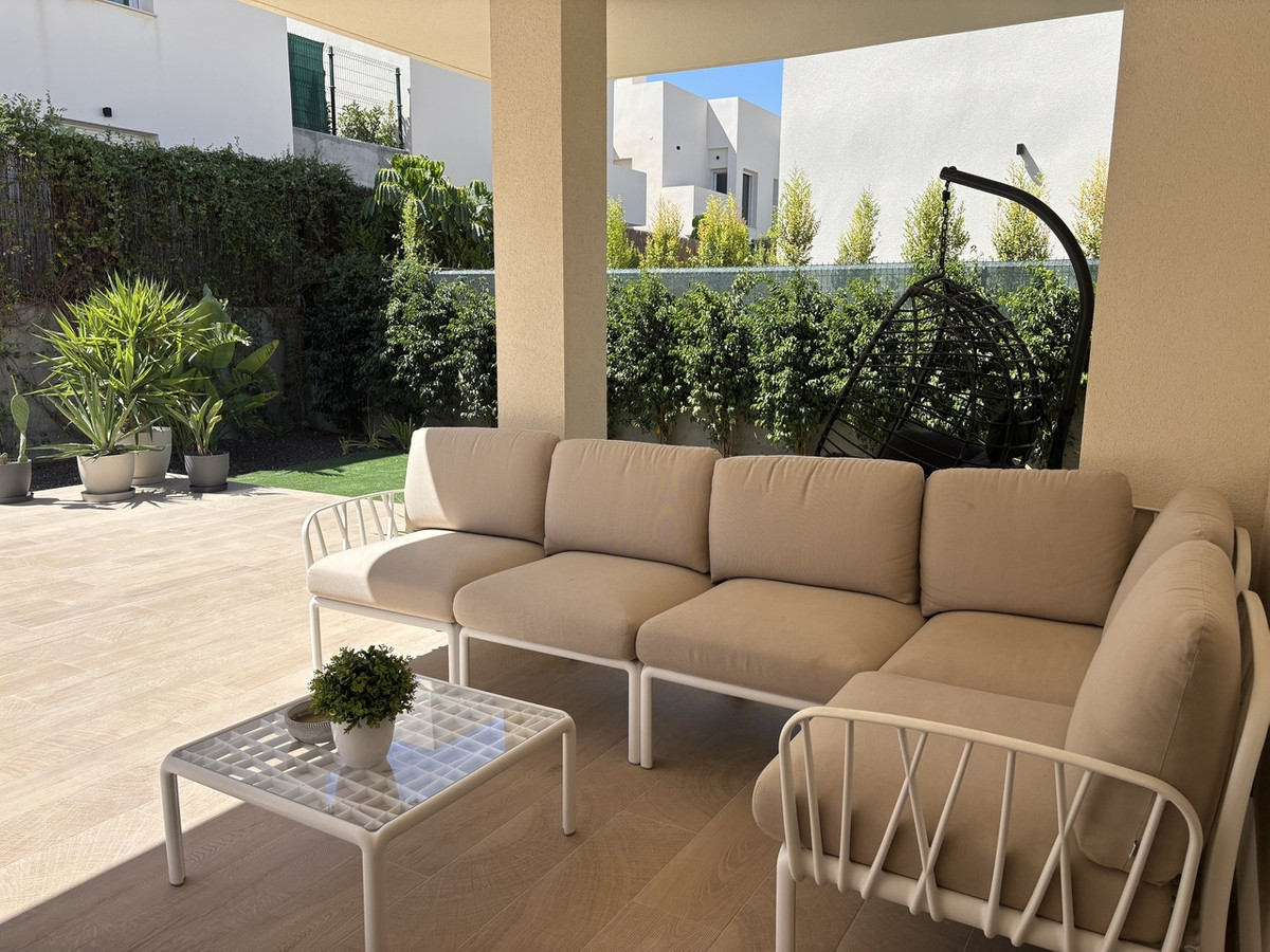 For sale - 3 Bedroom 2 Bathroom Apartment - Ground Floor Apartment in Algorfa - La Finca Golf  - Alicante