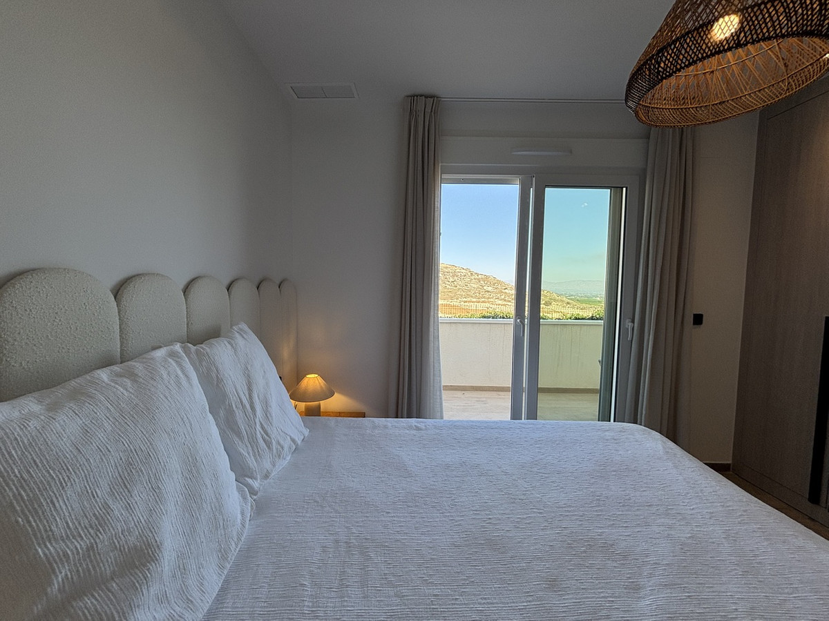For sale - 3 Bedroom 2 Bathroom Apartment - Ground Floor Apartment in Algorfa - La Finca Golf  - Alicante