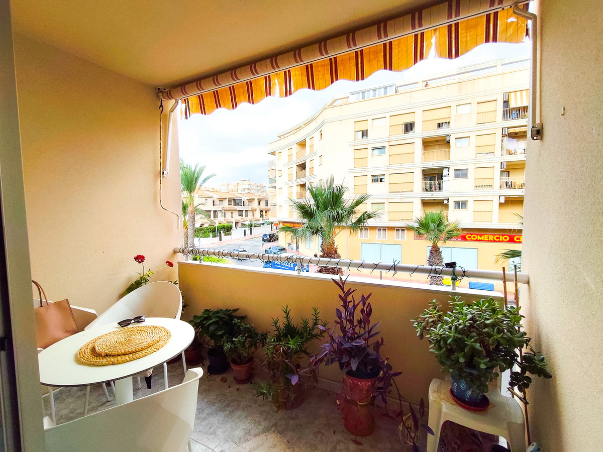 For sale - 2 Bedroom 1 Bathroom Apartment - Middle Floor Apartment in Guardamar del Segura - Guardamar del Segura Centro  - Alicante
