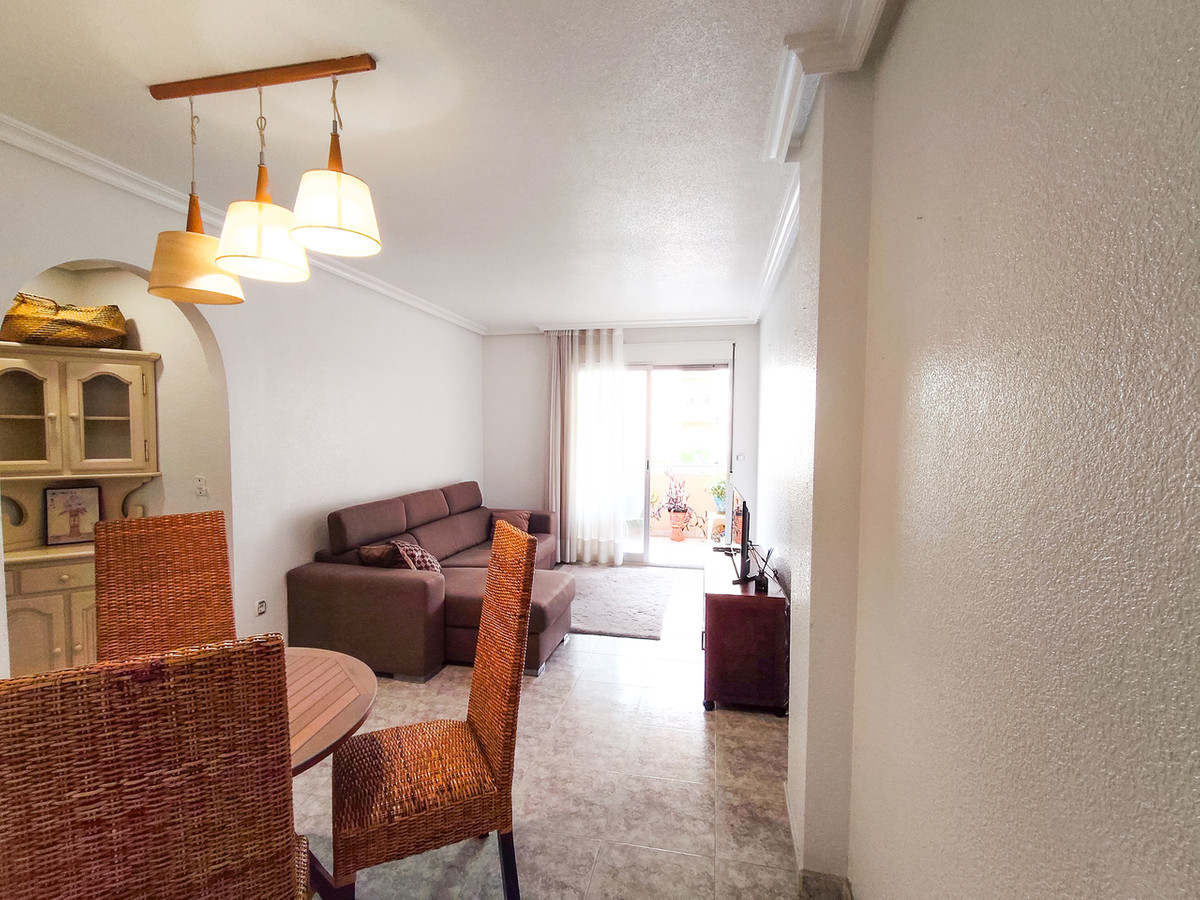 For sale - 2 Bedroom 1 Bathroom Apartment - Middle Floor Apartment in Guardamar del Segura - Guardamar del Segura Centro  - Alicante