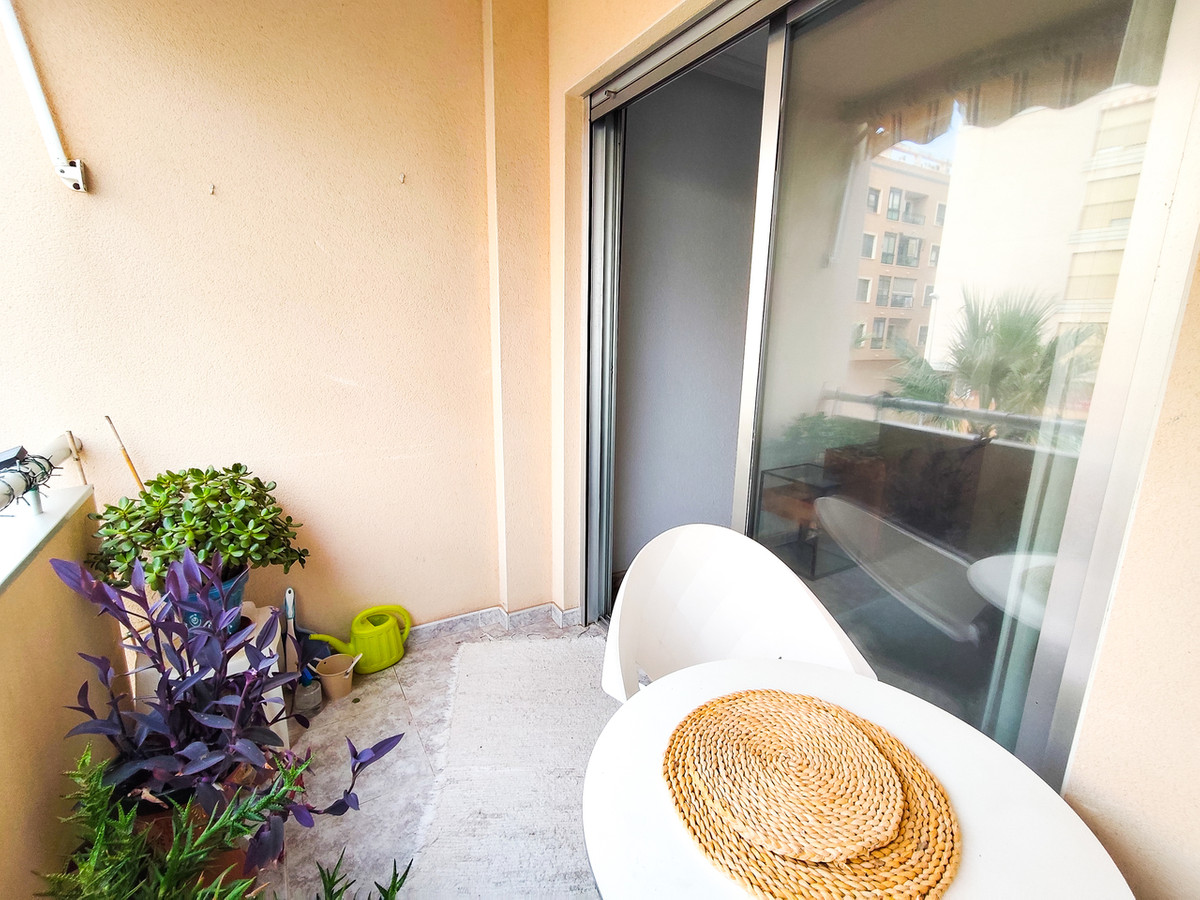 For sale - 2 Bedroom 1 Bathroom Apartment - Middle Floor Apartment in Guardamar del Segura - Guardamar del Segura Centro  - Alicante