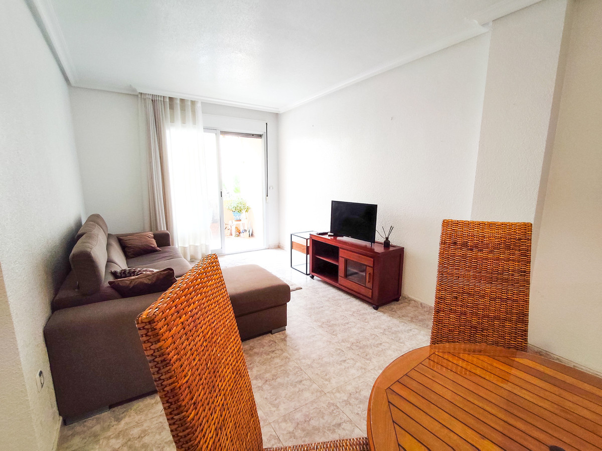 For sale - 2 Bedroom 1 Bathroom Apartment - Middle Floor Apartment in Guardamar del Segura - Guardamar del Segura Centro  - Alicante