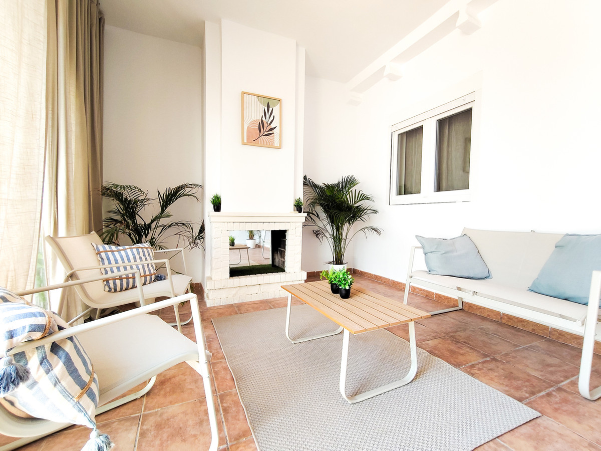 For sale - 3 Bedroom 1 Bathroom House - Townhouse in Orihuela - Playa Flamenca  - Alicante