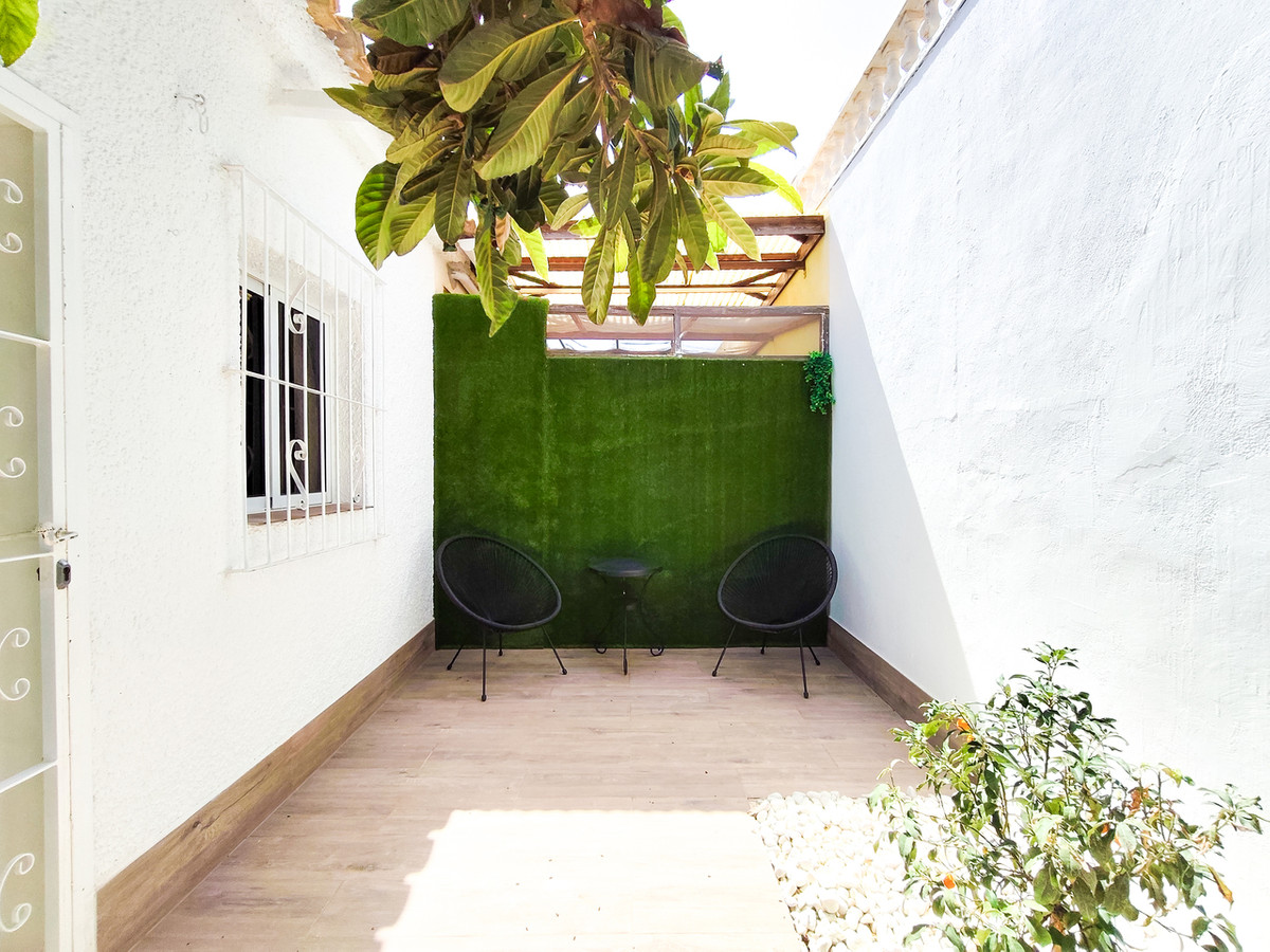 For sale - 3 Bedroom 1 Bathroom House - Townhouse in Orihuela - Playa Flamenca  - Alicante