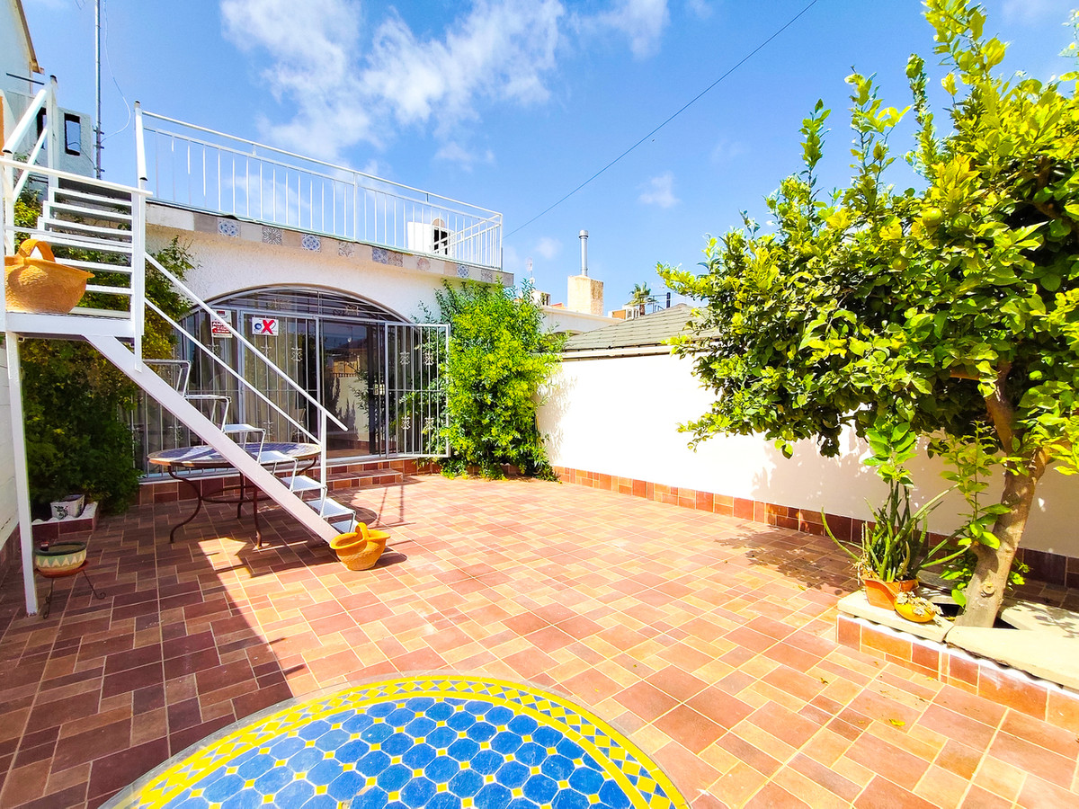For sale - 3 Bedroom 1 Bathroom House - Townhouse in Orihuela - Playa Flamenca  - Alicante