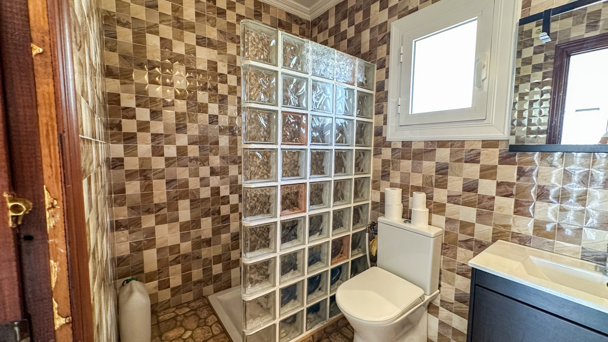 For sale - 1 Bedroom 1 Bathroom Ground floor apartment in Villamartin - Villamartin - Alicante