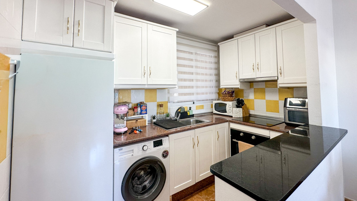 For sale - 2 Bedroom 2 Bathroom Apartment - Middle Floor Apartment in Guardamar del Segura - Guardamar del Segura Centro  - Alicante