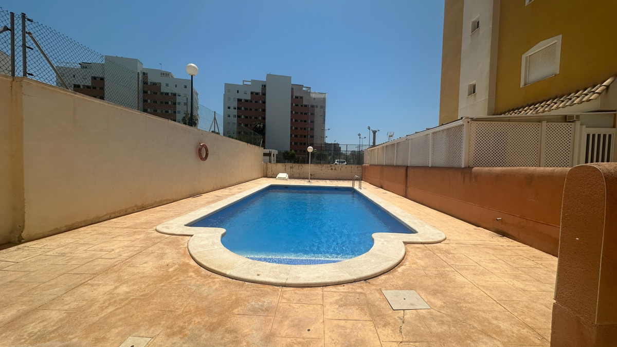 For sale - 2 Bedroom 2 Bathroom Apartment - Middle Floor Apartment in Guardamar del Segura - Guardamar del Segura Centro  - Alicante