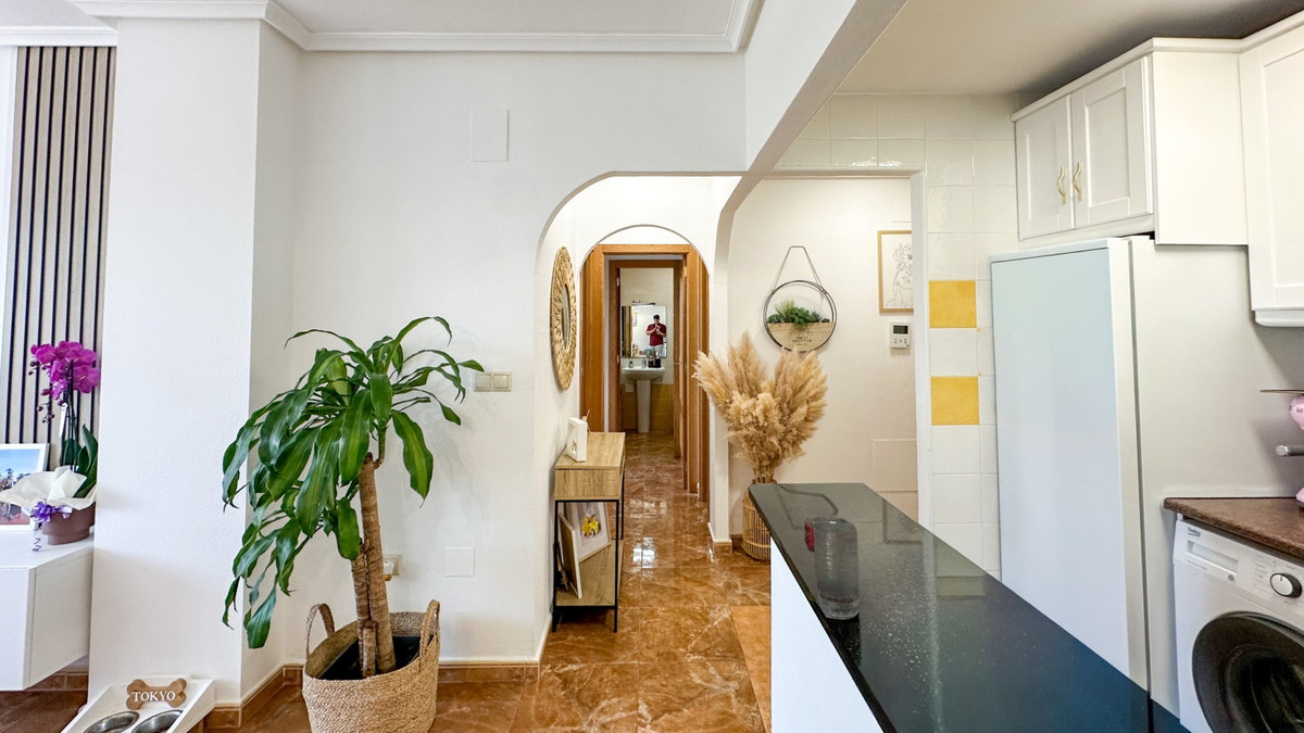For sale - 2 Bedroom 2 Bathroom Apartment - Middle Floor Apartment in Guardamar del Segura - Guardamar del Segura Centro  - Alicante