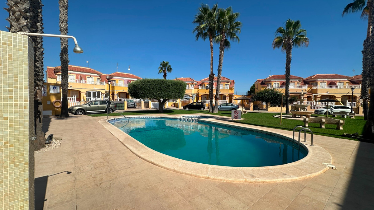 For sale - 2 Bedroom 2 Bathroom House - Townhouse in Orihuela - La Regia  - Alicante