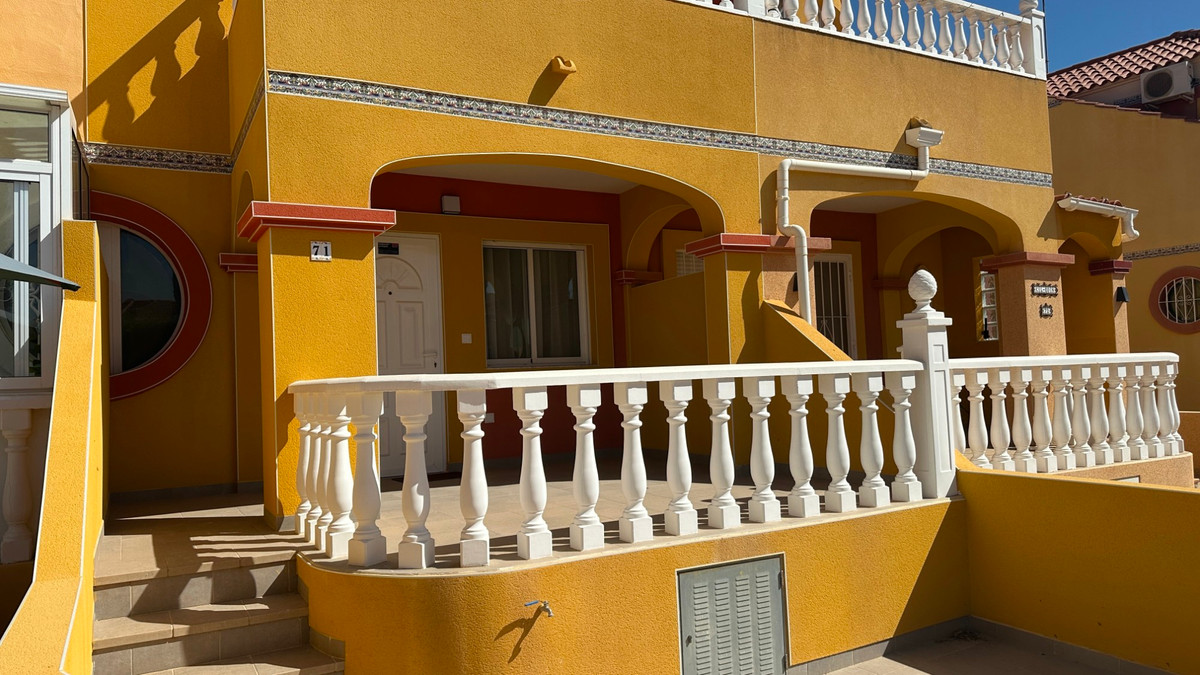 For sale - 2 Bedroom 2 Bathroom House - Townhouse in Orihuela - La Regia  - Alicante