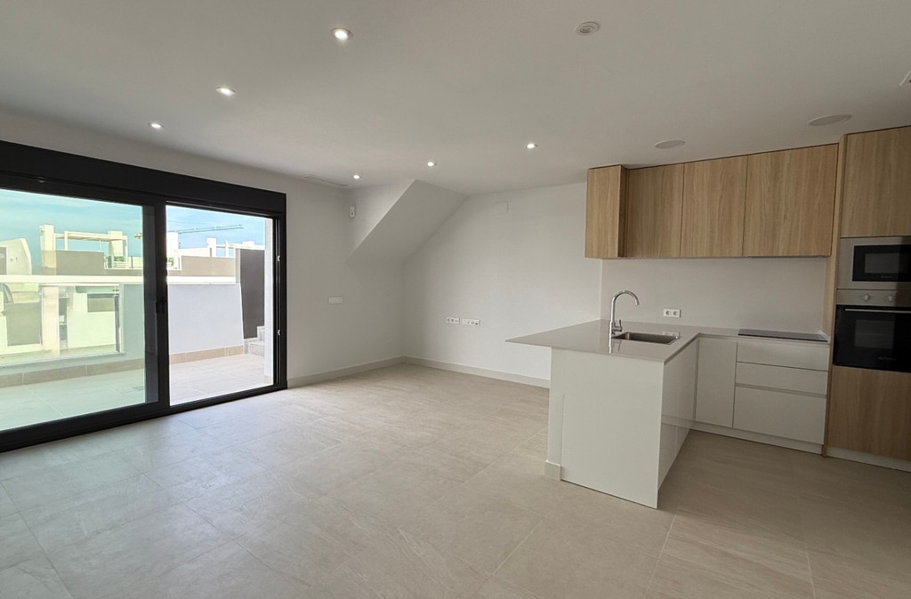 2 Bedroom 1 Bathroom Apartment - Penthouse in Torrevieja