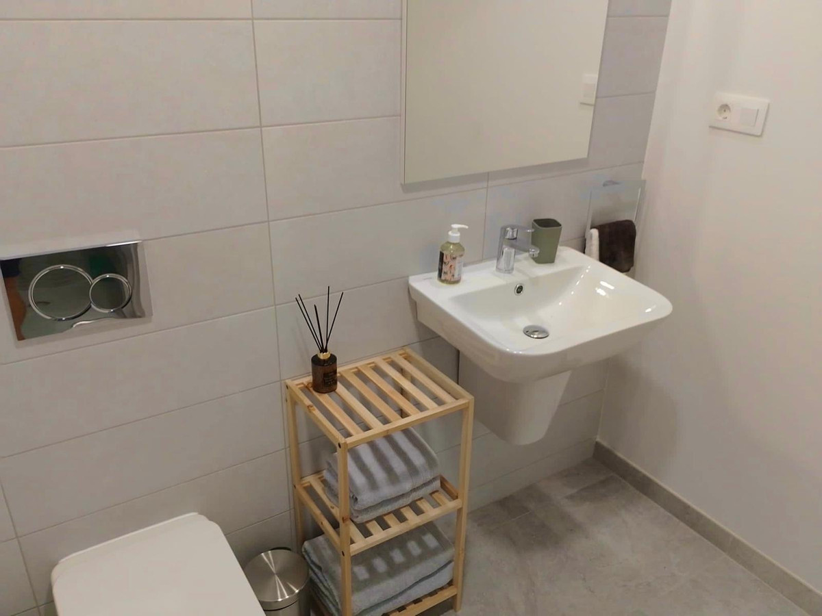 For sale - 2 Bedroom 2 Bathroom Apartment - Middle Floor Apartment in Orihuela - Orihuela Centro  - Alicante