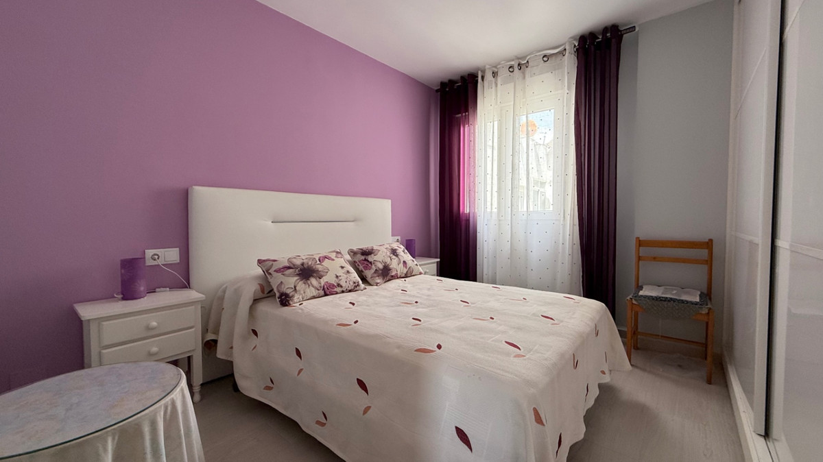 For sale - 3 Bedroom 1 Bathroom Apartment - Ground Floor Apartment in Torrevieja - Torrevieja Centro  - Alicante