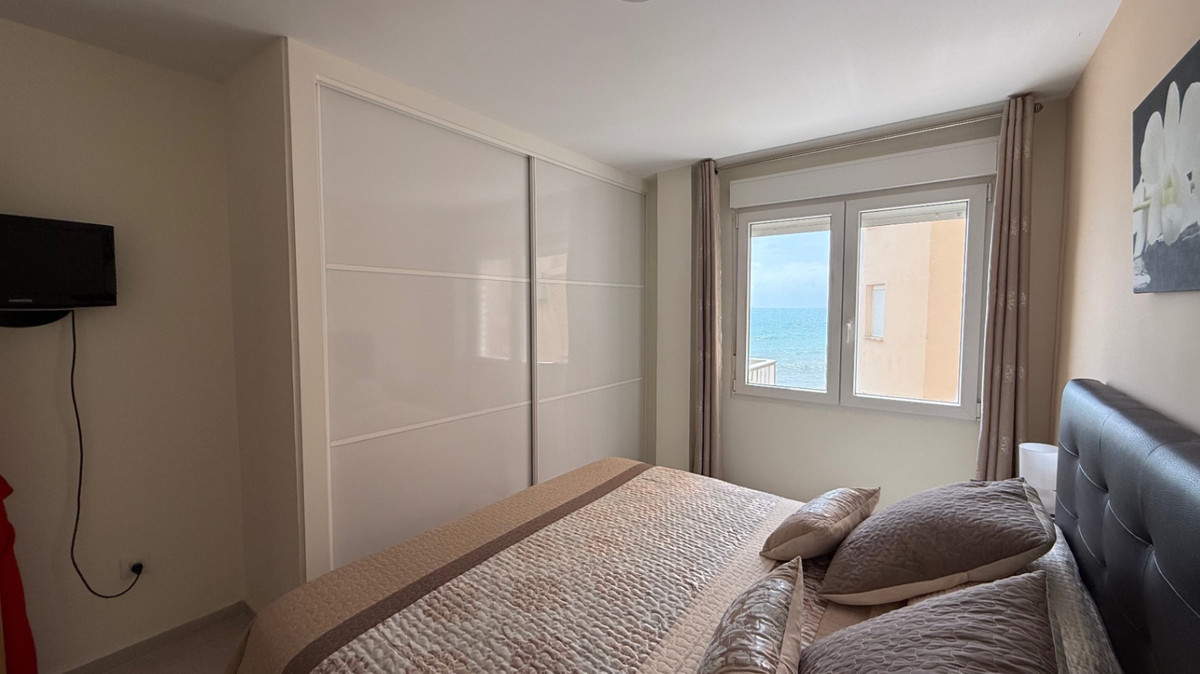For sale - 3 Bedroom 1 Bathroom Apartment - Ground Floor Apartment in Torrevieja - Torrevieja Centro  - Alicante
