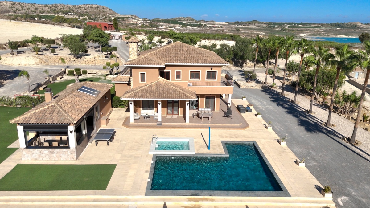 For sale - 6 Bedroom 6 Bathroom Villa in Torremendo - , Torremendo, Alicante, Spain - Alicante