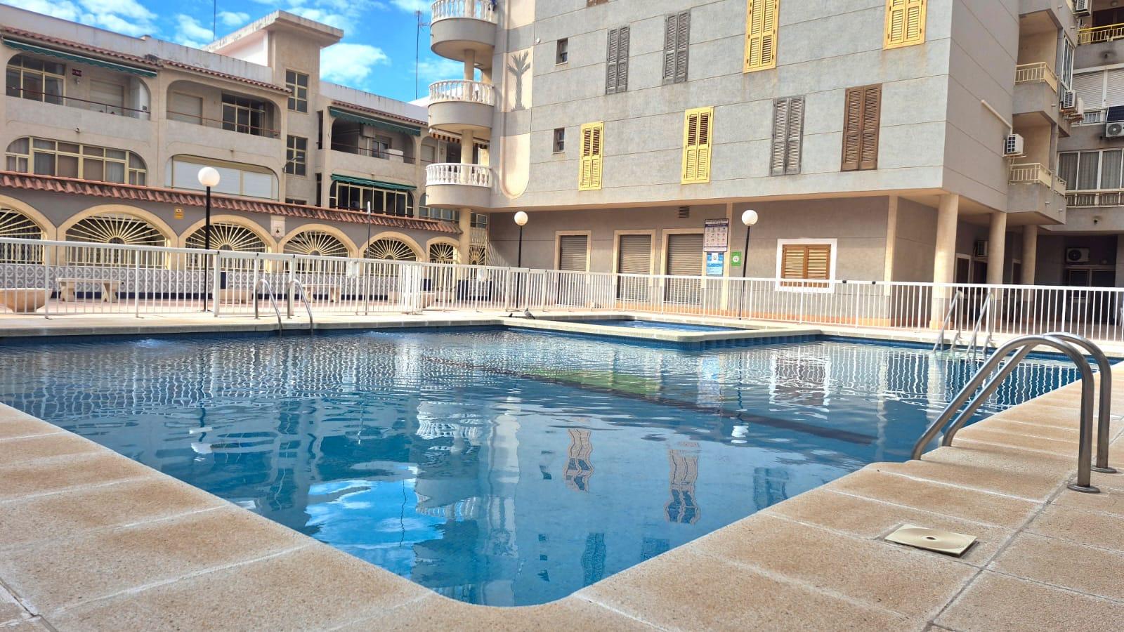 Resale - 2 Bedroom 1 Bathroom Apartment in Torrevieja - Acequion  - Alicante