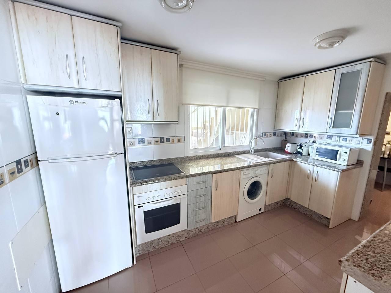 Resale - 4 Bedroom 3 Bathroom Apartment in Orihuela Costa - Lomas De Cabo Roig  - Alicante
