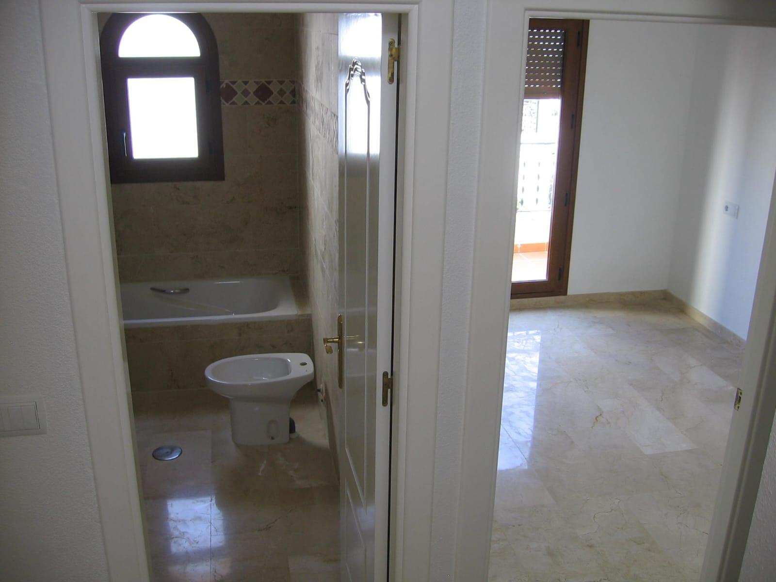 Resale - 2 Bedroom 1 Bathroom Town House in Orihuela Costa - Pau 8  - Alicante