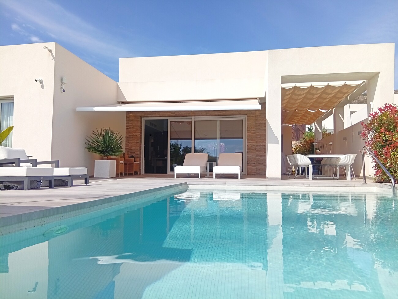Resale - 2 Bedroom 2 Bathroom Villa in Algorfa - La Finca Golf  - Alicante