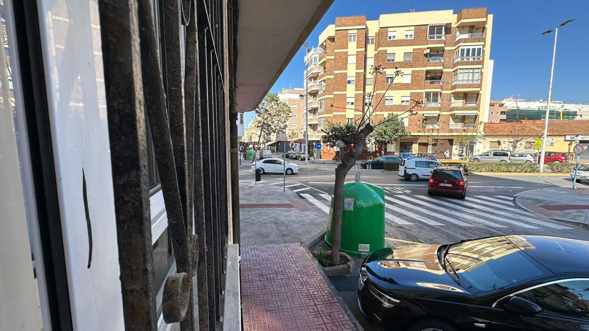 Resale - 2 Bedroom 1 Bathroom Apartment in Torrevieja - Torrevieja  - Alicante