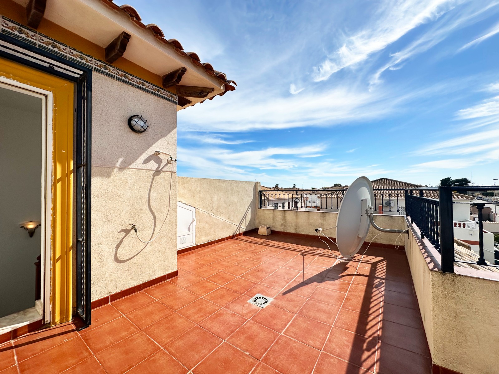 Resale - 2 Bedroom 2 Bathroom Town House in Orihuela Costa - Costa Blanca  - Alicante