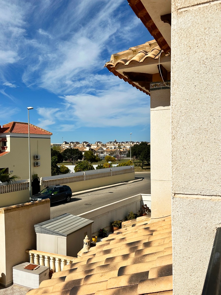 Resale - 2 Bedroom 2 Bathroom Town House in Orihuela Costa - Costa Blanca  - Alicante