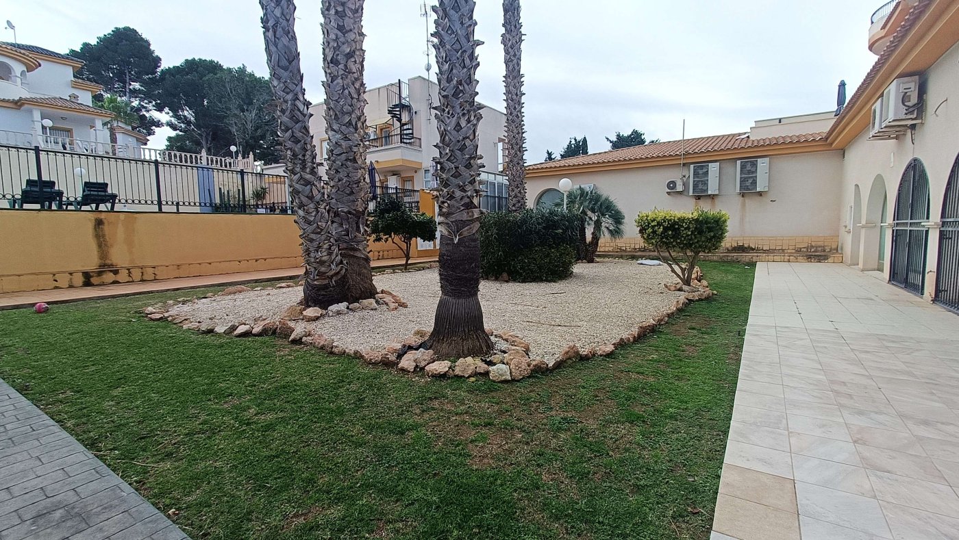 Resale - 2 Bedroom 1 Bathroom Apartment in Villamartin - Costa Blanca  - Alicante