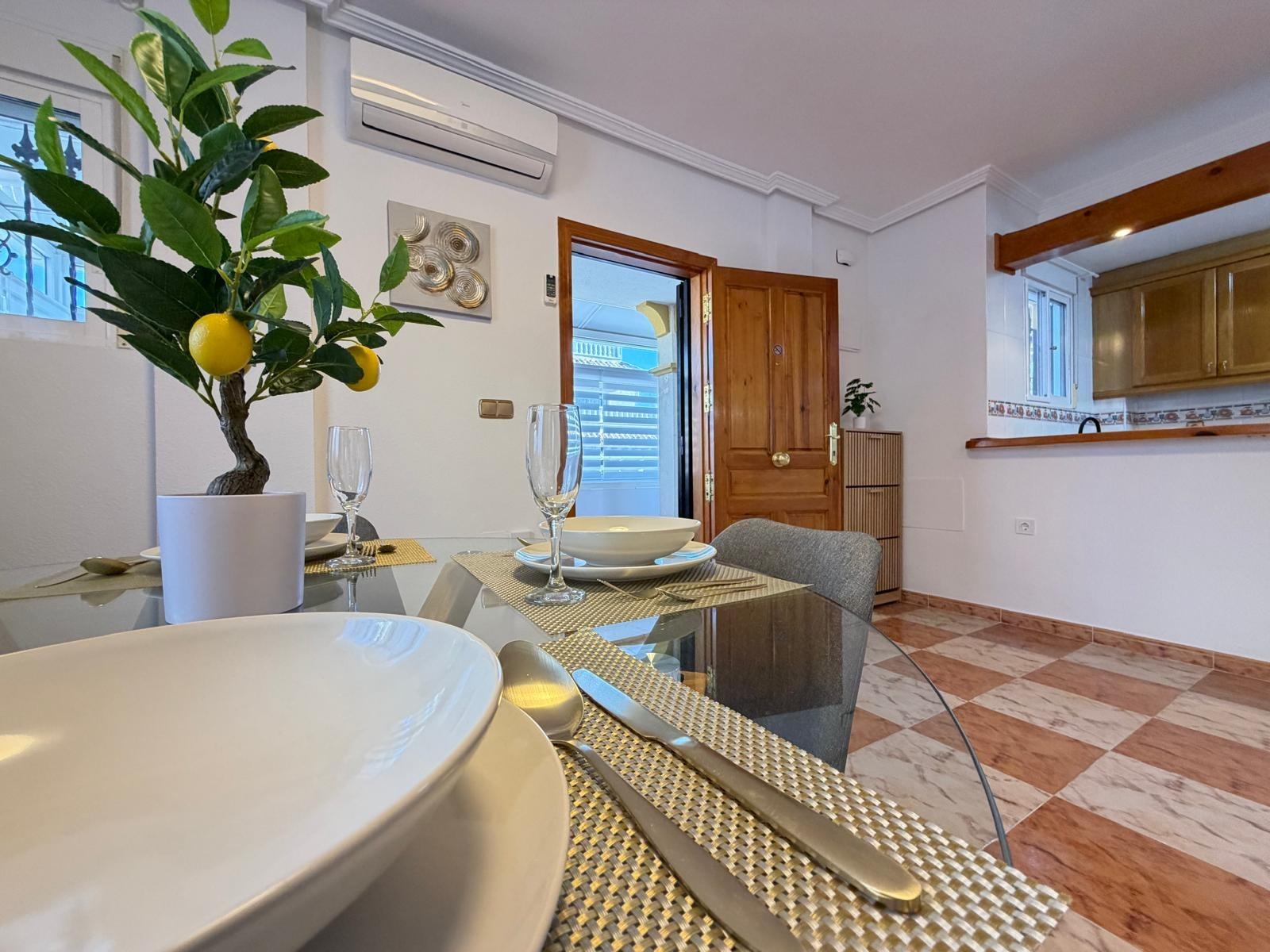 Resale - 2 Bedroom 2 Bathroom Town House in Orihuela Costa - Las Filipinas  - Alicante