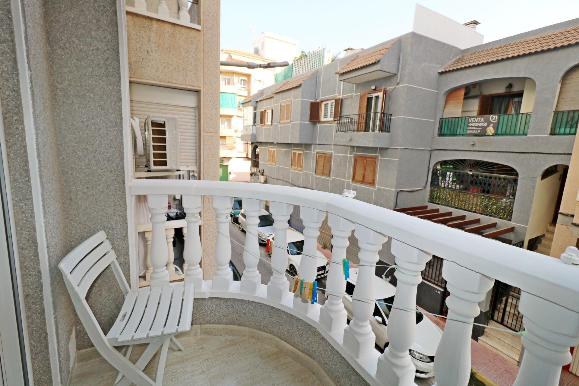 Resale - 2 Bedroom 1 Bathroom Apartment in Torrevieja - Acequion  - Alicante