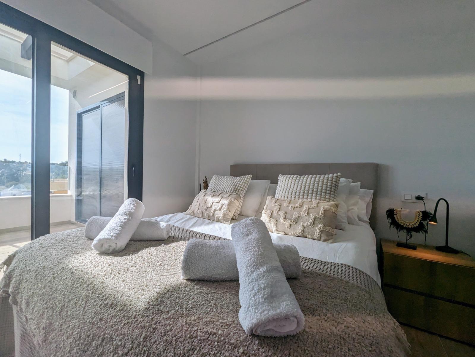 Resale - 2 Bedroom 2 Bathroom Penthouse in Orihuela Costa - Las Filipinas  - Alicante