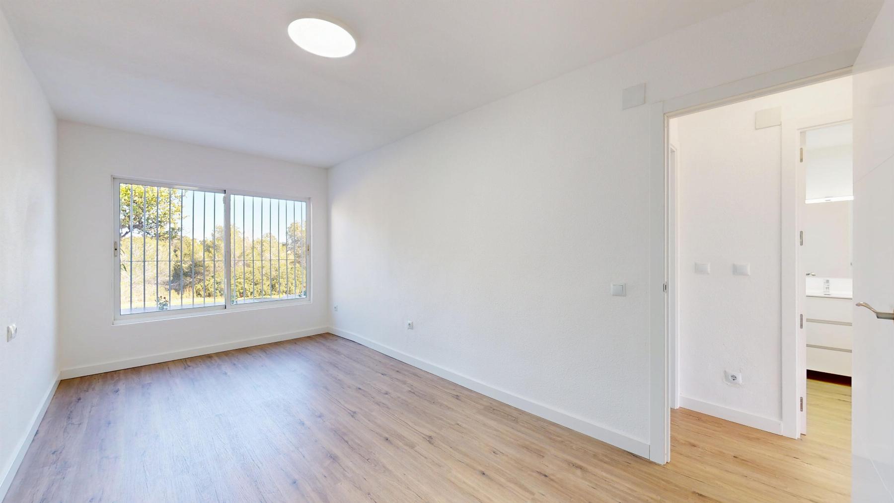 Resale - 2 Bedroom 1 Bathroom Bungalow in Orihuela Costa - Costa Blanca  - Alicante