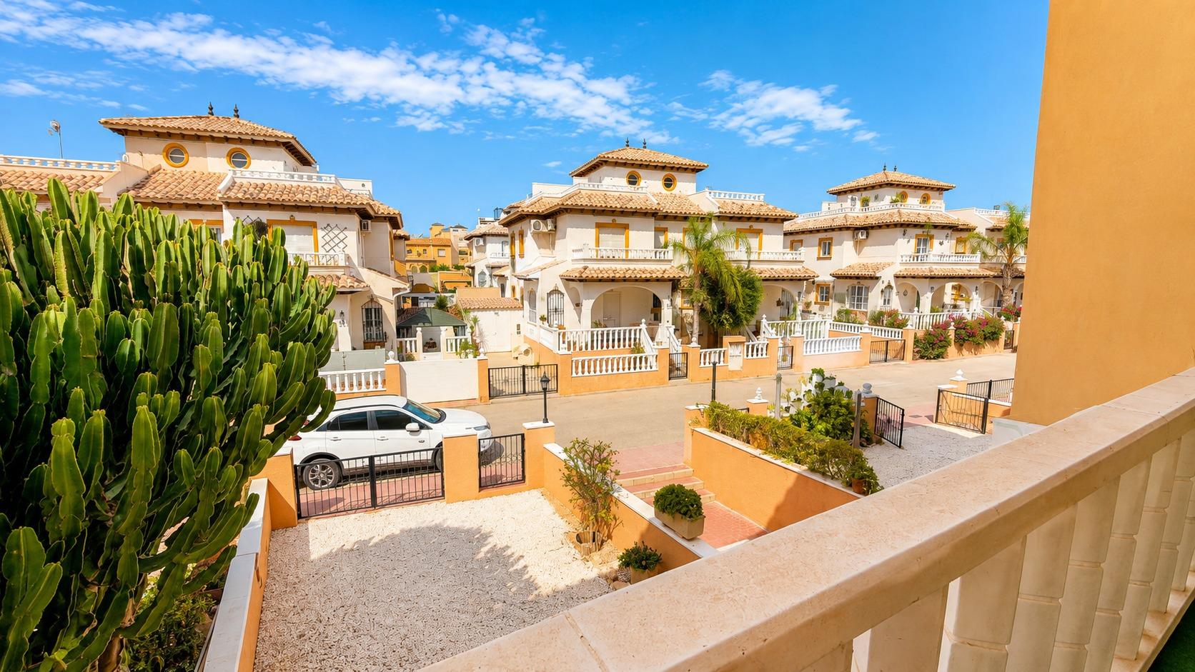 Resale - 2 Bedroom 1 Bathroom Apartment in Orihuela Costa - Monte Zenia  - Alicante