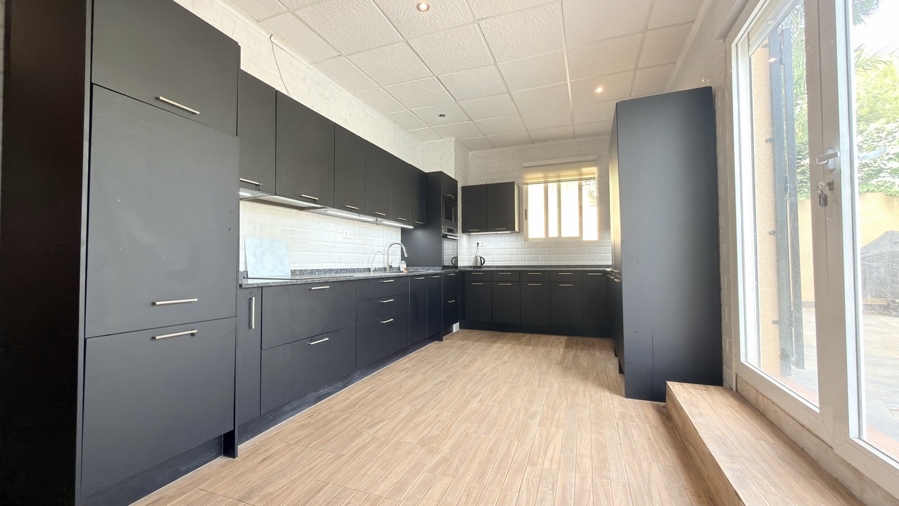 Resale - 3 Bedroom 2 Bathroom Villa in Orihuela Costa - Costa Blanca  - Alicante