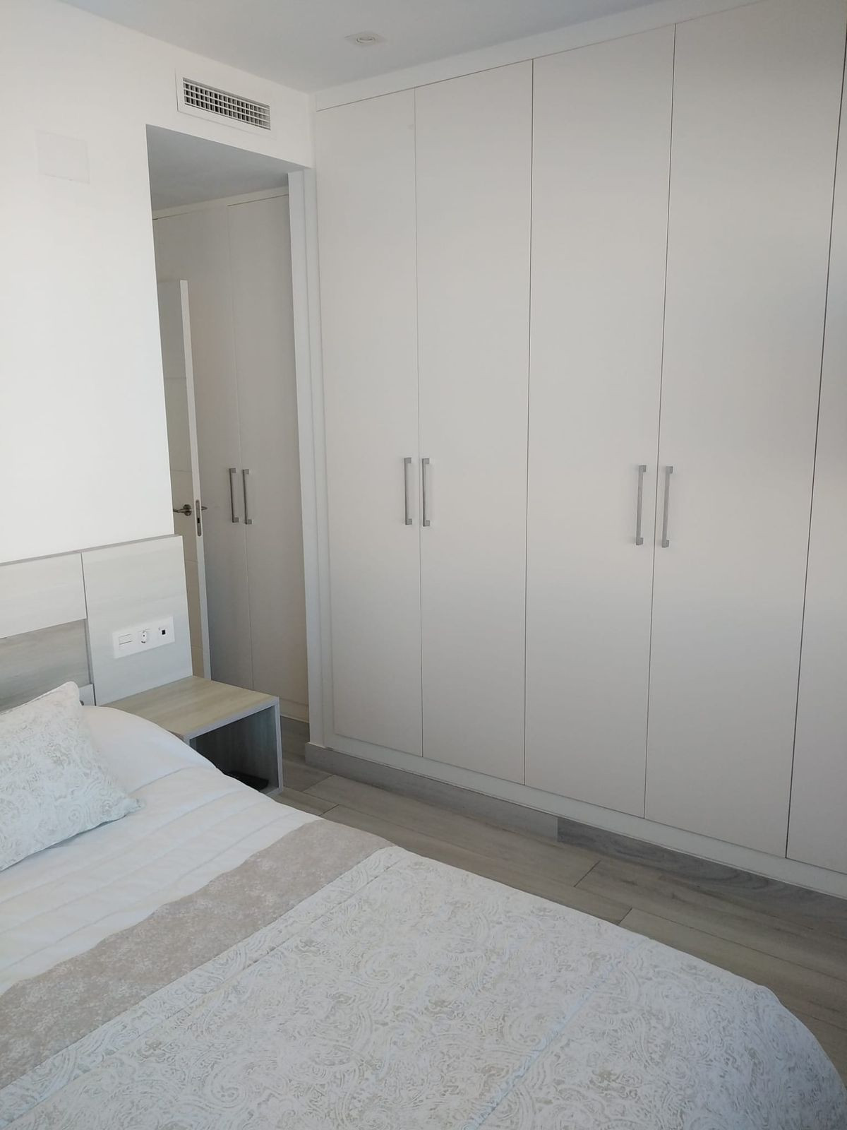 Resale - 3 Bedroom 3 Bathroom Villa in Orihuela Costa - Costa Blanca  - Alicante