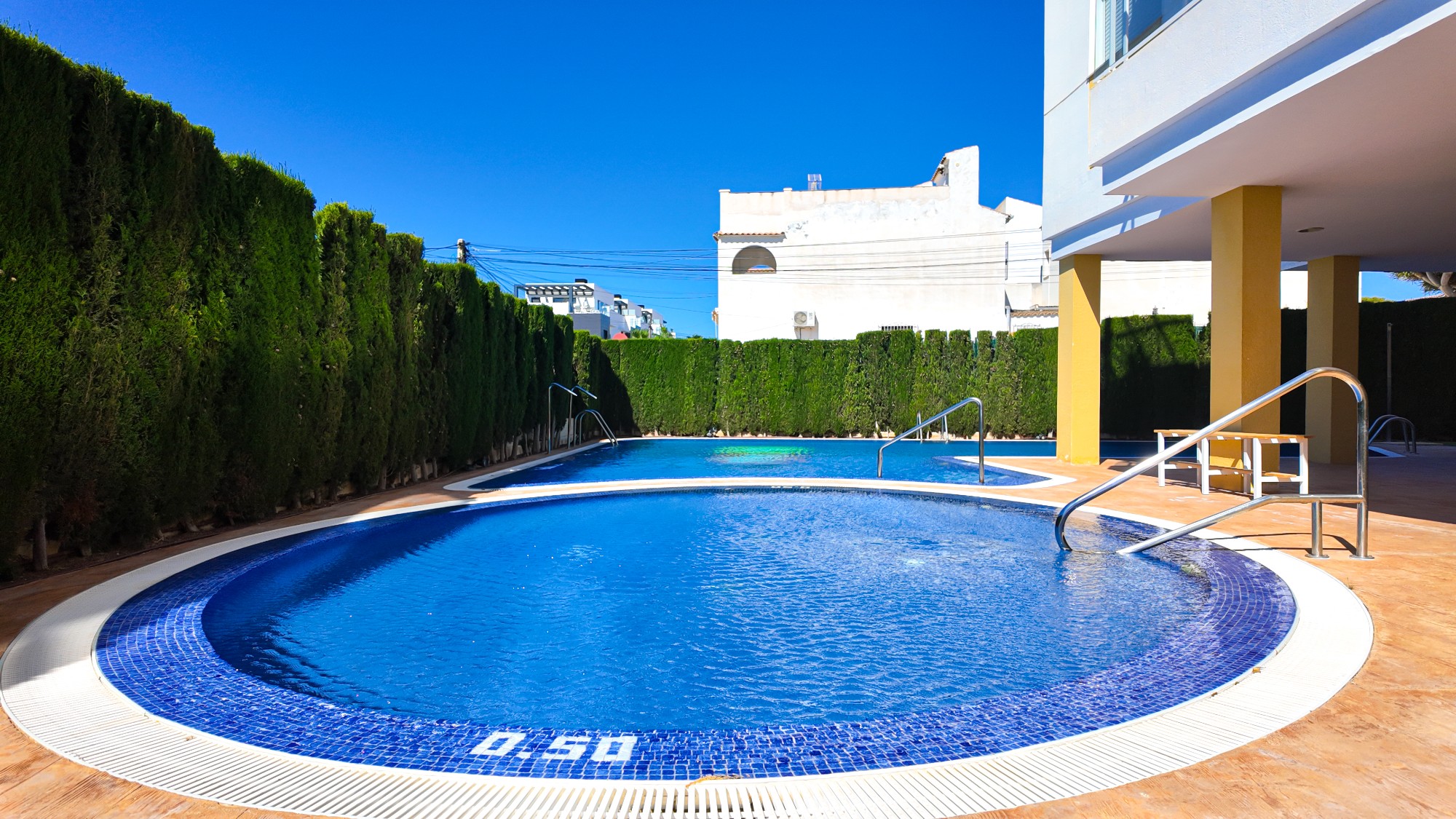 Resale - 2 Bedroom 2 Bathroom Apartment in Orihuela Costa - Costa Blanca  - Alicante
