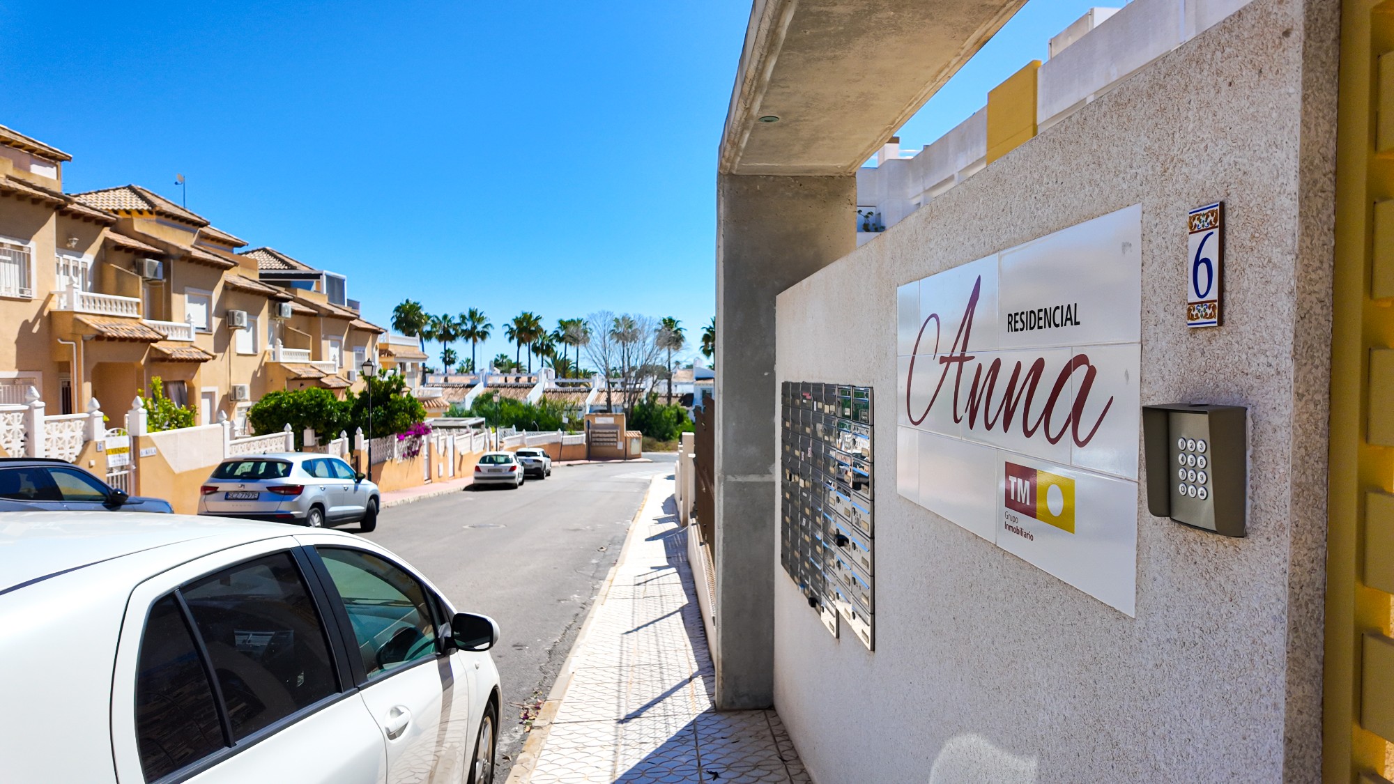 Resale - 2 Bedroom 2 Bathroom Apartment in Orihuela Costa - Costa Blanca  - Alicante