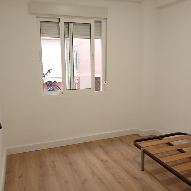 For sale - 3 Bedroom 1 Bathroom Apartment in Torrevieja - El Molino  - Alicante