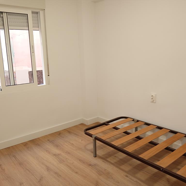 For sale - 3 Bedroom 1 Bathroom Apartment in Torrevieja - El Molino  - Alicante