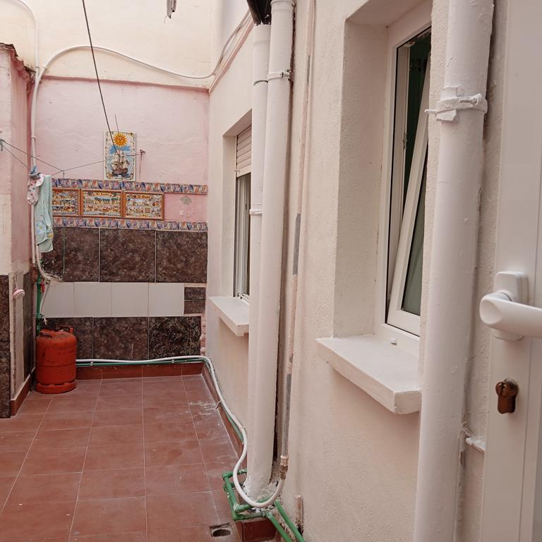 For sale - 3 Bedroom 1 Bathroom Apartment in Torrevieja - El Molino  - Alicante