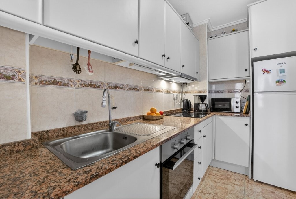 For sale - 3 Bedroom 3 Bathroom Apartment in Torrevieja - Costa Blanca  - Alicante